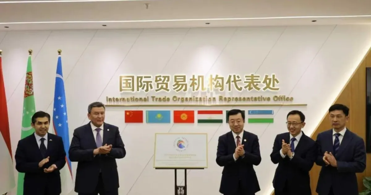 Colman Domingo and Jude Law at amfAR’s Venice Gala