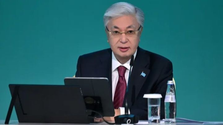 "Это требование времени": Токаев заявил об обновлении кадров во всех ветвях власти