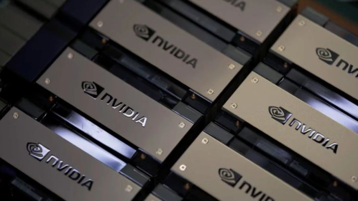Трамп разрешит Nvidia продавать некоторые чипы для ИИ в Китае