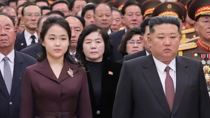Ким Чен Ын доверил дочери-подростку контроль над ракетным управлением — СМИ