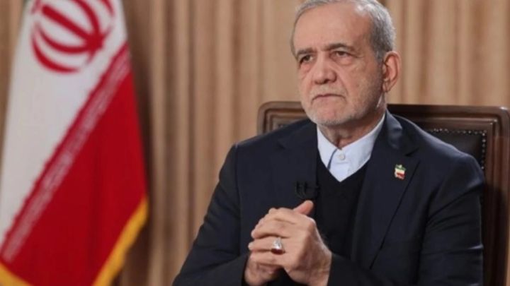 «Доведём врагов до отчаяния»: президент Ирана выступил с обращением к нации