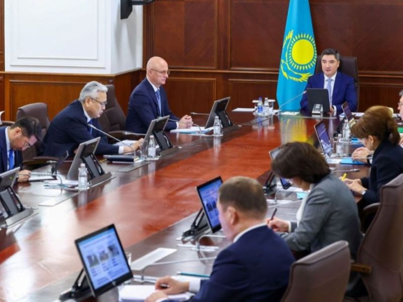 ИИ, наука и 1 000 контрактов: премьер обозначил приоритеты для промышленности